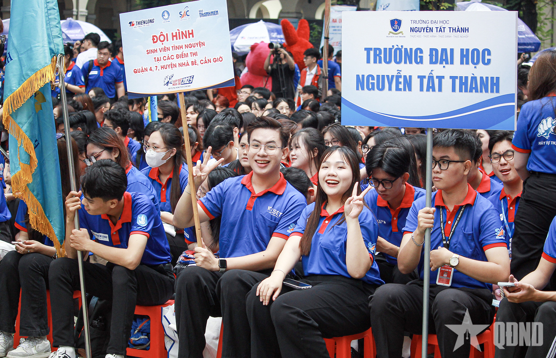 Hơn 23.000 sinh viên tình nguyện tham gia tiếp sức mùa thi